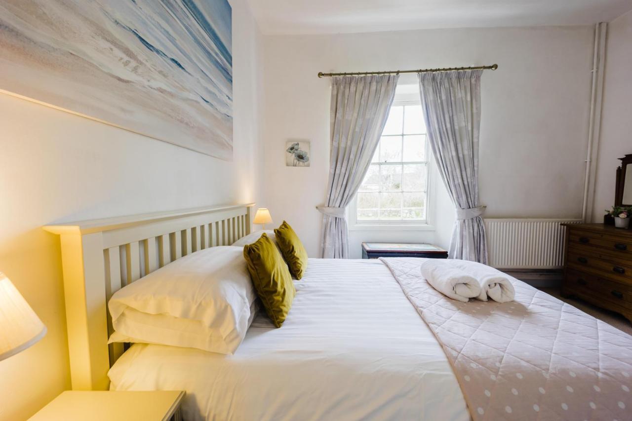 May Tree Cottage Manorbier 5 Mins From The Beach Sleeps 4 エクステリア 写真