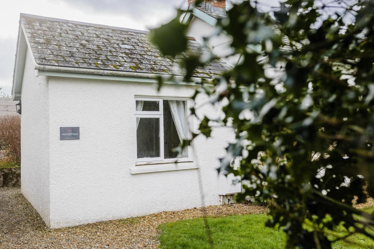 May Tree Cottage Manorbier 5 Mins From The Beach Sleeps 4 エクステリア 写真