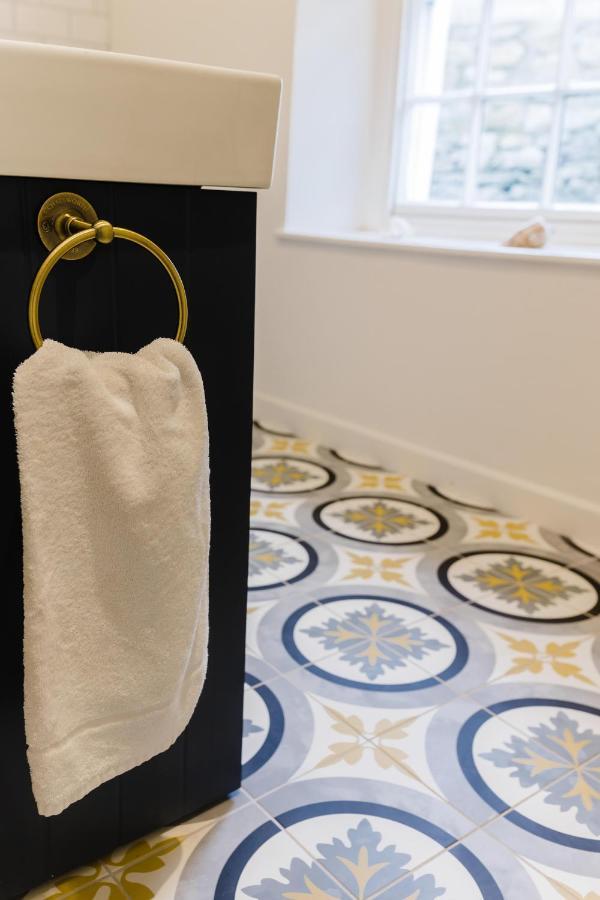 May Tree Cottage Manorbier 5 Mins From The Beach Sleeps 4 エクステリア 写真